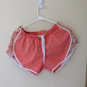 Coral Soffe athletic shorts with abstract side panel
